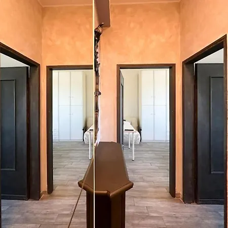 Abate Modenese アパート